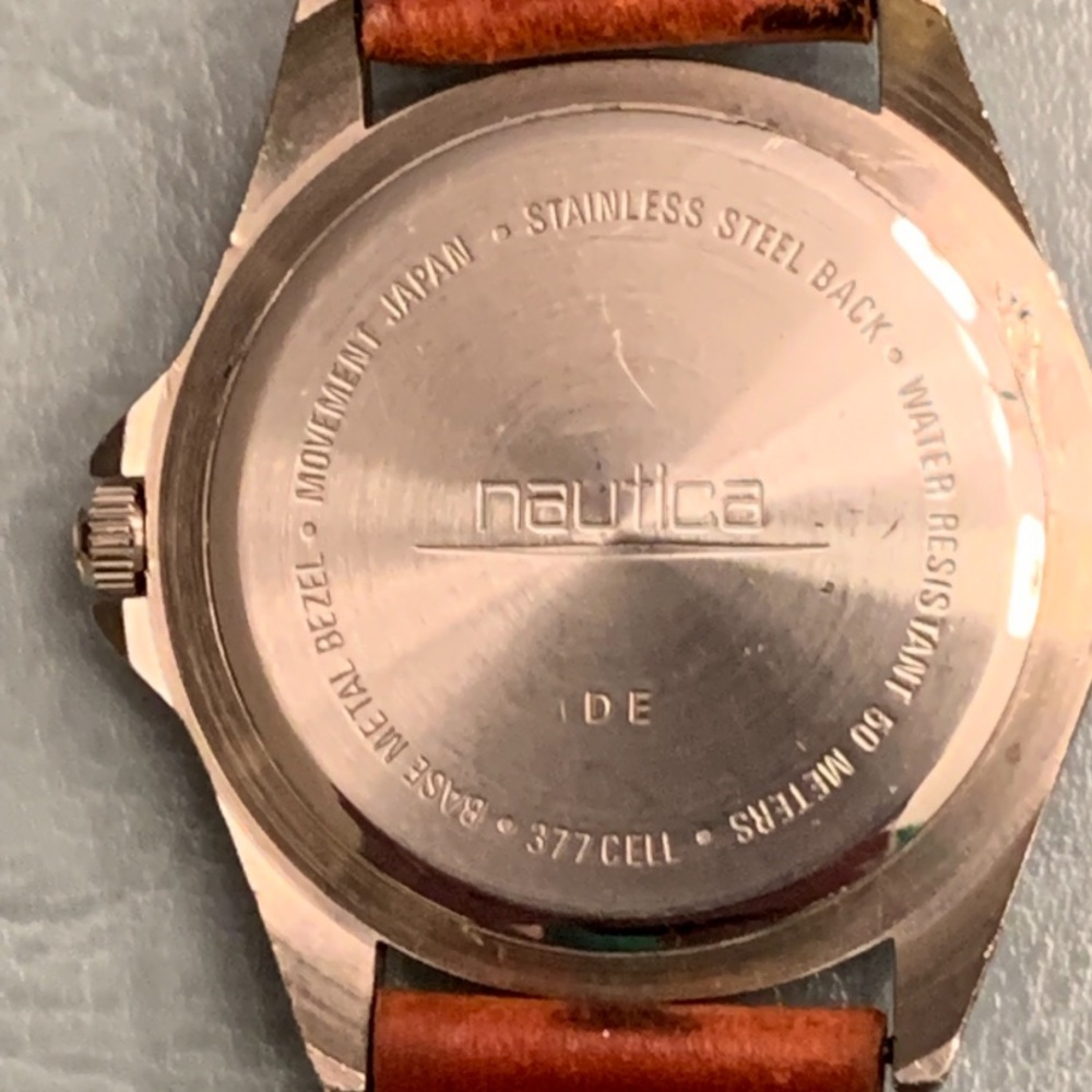 Vintage Nautica Green Dial Domed Crystal Watch - Picture 12 of 15